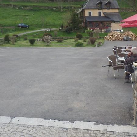 Le Taillon Gedre Exterior photo